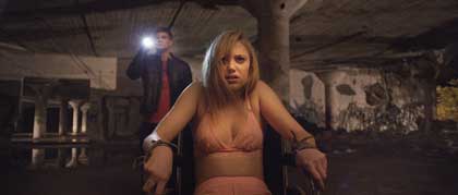 It follows de David Robert Mitchell - Cine-Woman It follows de David Robert Mitchell - Cine-Woman