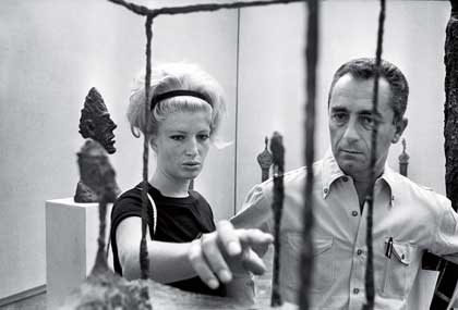 Monica Vitti et Michelangelo Antonioni - Expo Aux origines du Pop Monica Vitti et Michelangelo Antonioni - Expo Aux origines du Pop