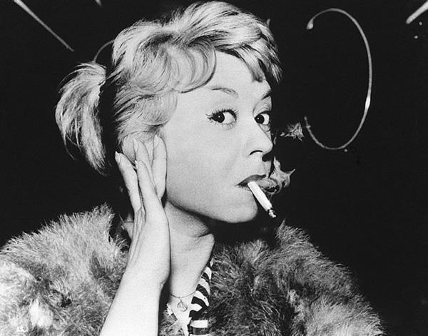 Giulietta Masina dans Les nuits de Cabiria de Federico Fellini - les tops 5 de Vincent Lebrun Giulietta Masina dans Les nuits de Cabiria de Federico Fellini - les tops 5 de Vincent Lebrun