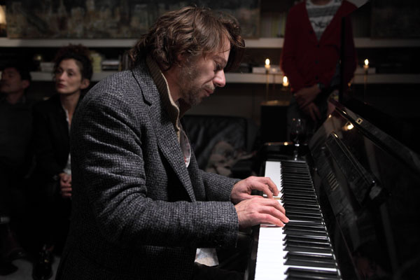 Les fantômes d'Ismaël d'Arnaud Desplechin - Cine-Woman Les fantômes d'Ismaël d'Arnaud Desplechin - Cine-Woman